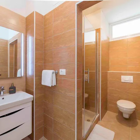 With Parking Space Kampor, Rab - 20925 Rab Town